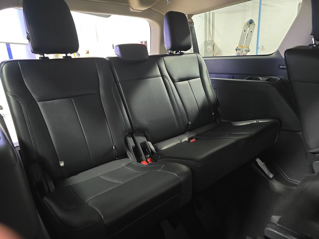 Used 2024 Ford Expedition Max XLT AWD/4WD image 12
