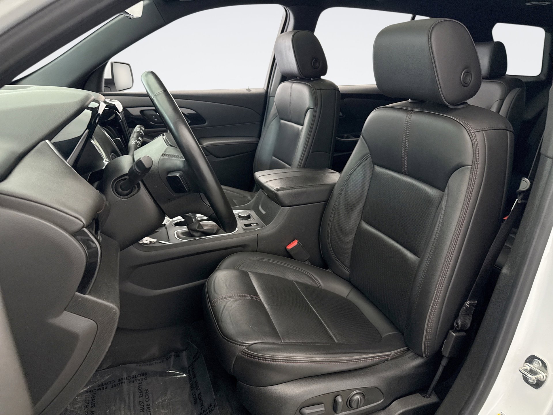 Used 2023 Chevrolet Traverse RS w/ LPO, Floor Liner Package AWD/4WD image 11