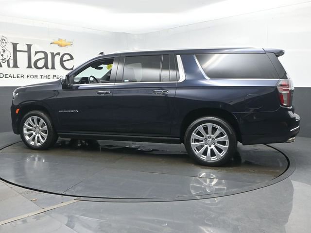 Used 2024 Chevrolet Suburban Premier w/ Premium Package 2 AWD/4WD image 57