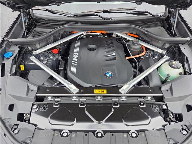 New 2026 BMW X5 xDrive50e w/ Executive Package AWD/4WD image 17