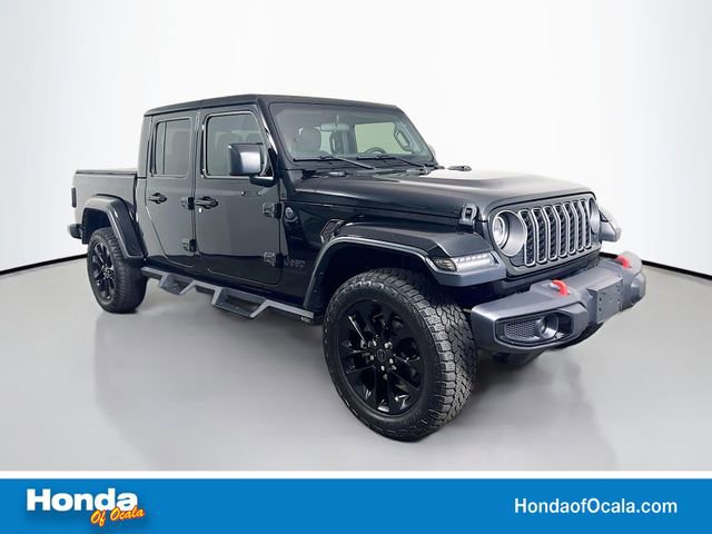 Used 2025 Jeep Gladiator Sport image 1