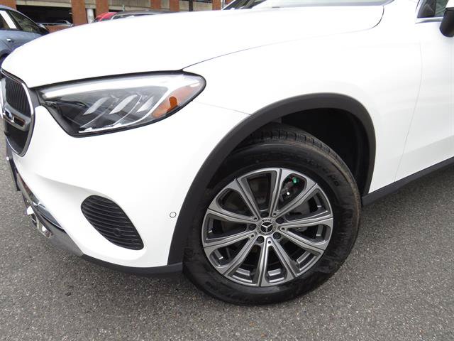 Used 2026 Mercedes-Benz GLC 300 4MATIC image 23