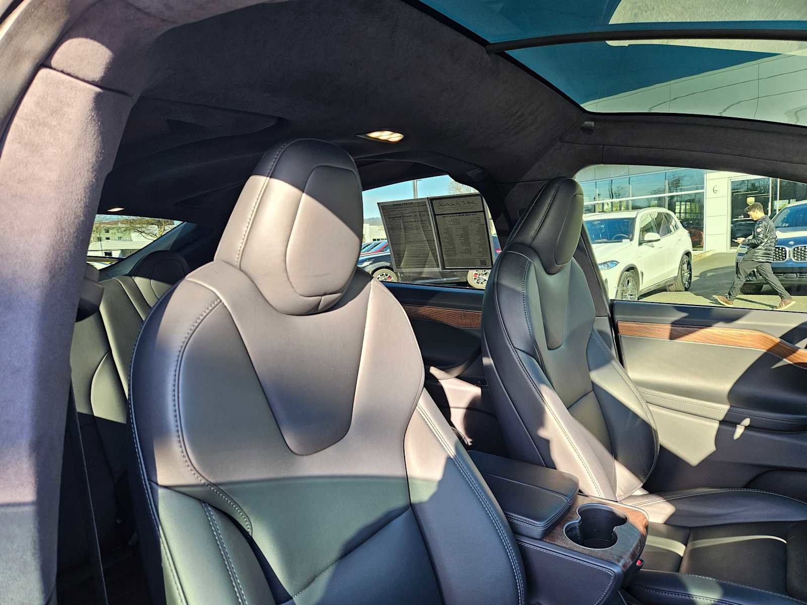 Used 2020 Tesla Model X Long Range image 13