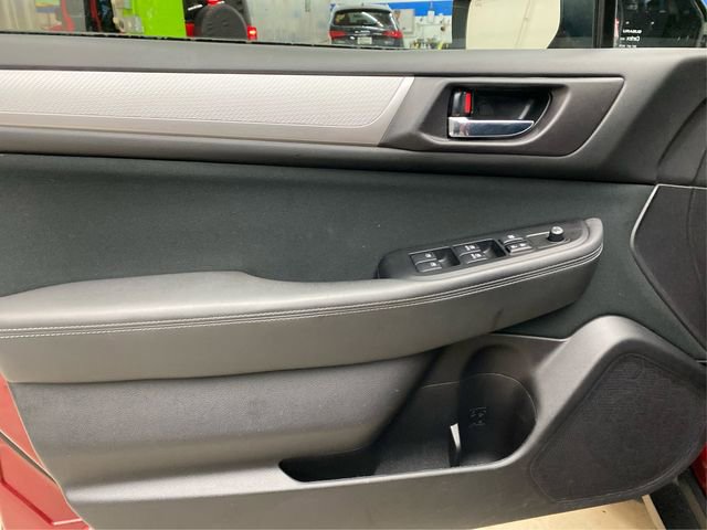 Used 2017 Subaru Outback 2.5i Premium image 24