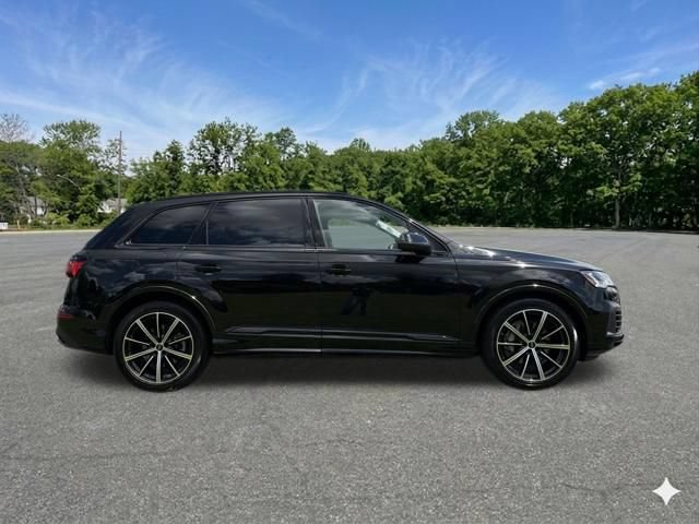 Used 2023 Audi Q7 3.0T Prestige AWD/4WD image 10