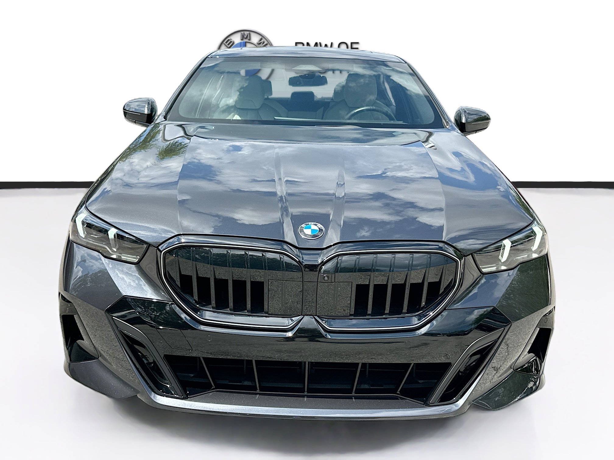 Certified 2024 BMW 530i 530i w/ M Sport Package image 2