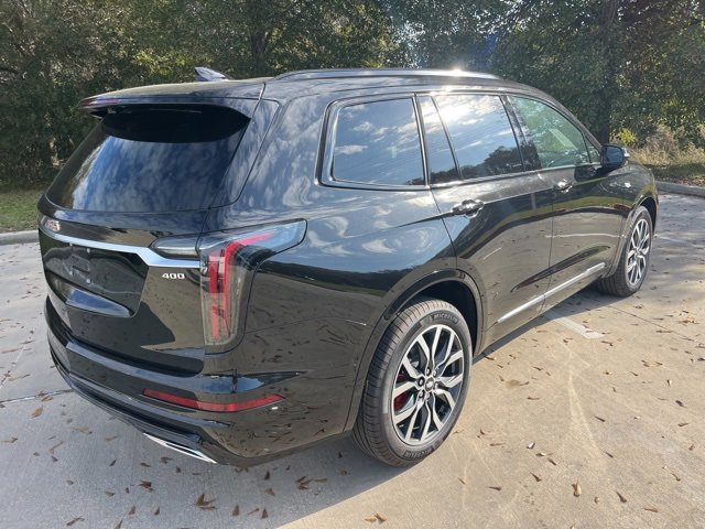 Used 2024 Cadillac XT6 Sport w/ Technology Package image 9