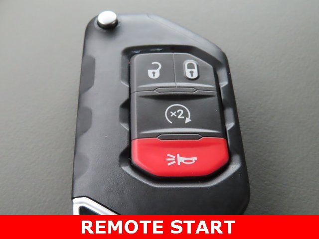 New 2026 Jeep Gladiator Mojave w/ Technology Group image 40