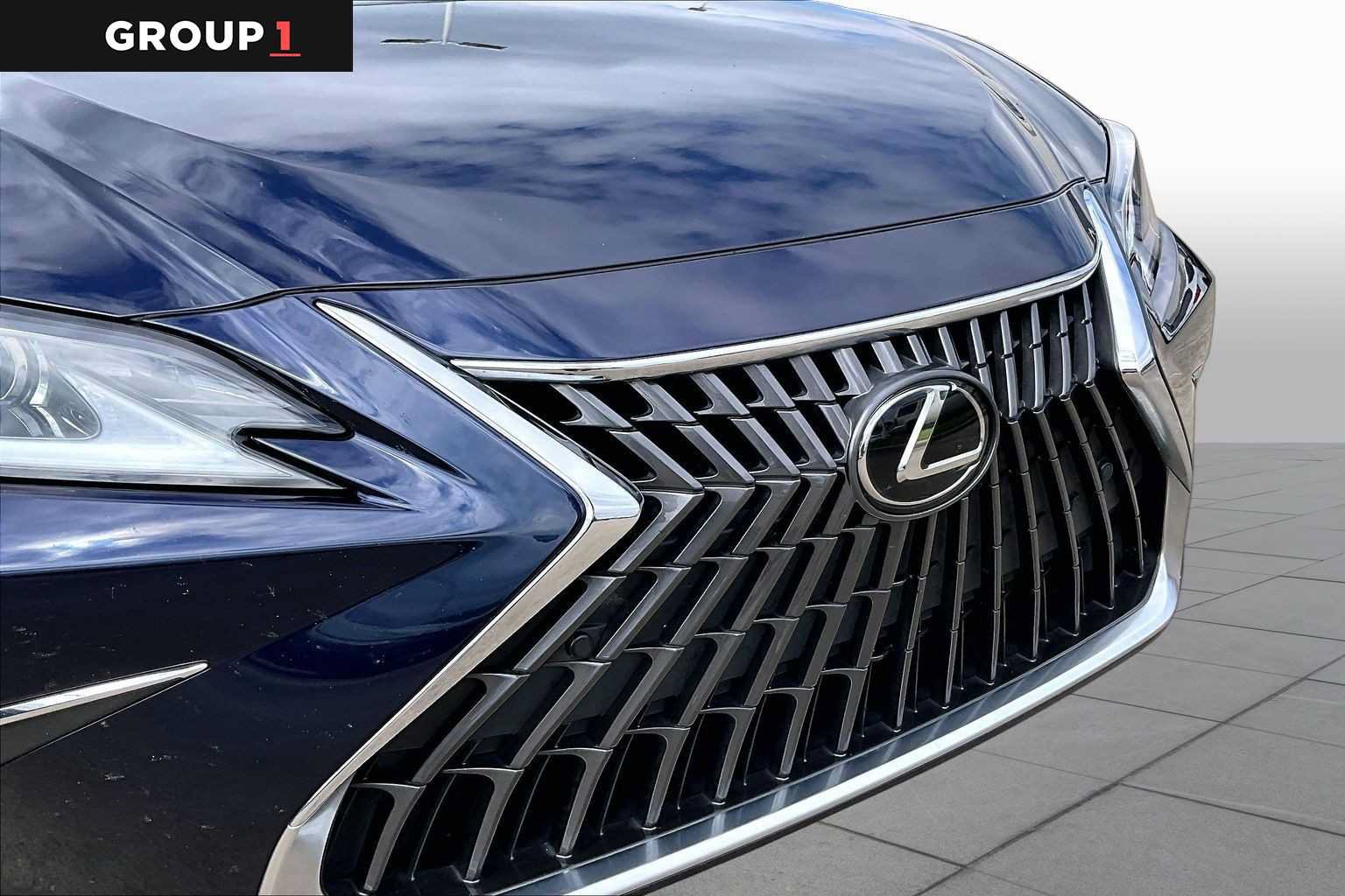 Certified 2022 Lexus ES 350 w/ Premium Package FWD image 27