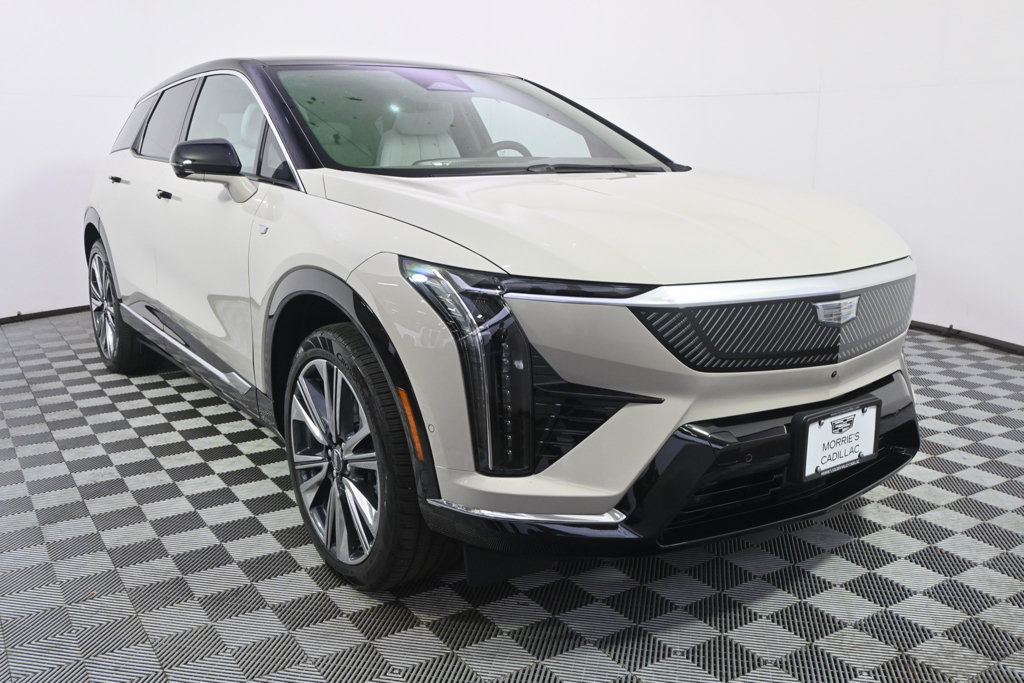 New 2027 Cadillac Optiq Premium Luxury w/ LPO, Floor Liner Package AWD/4WD image 9