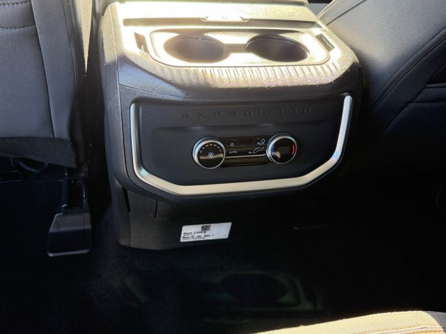 Used 2025 Ford Expedition Max Active RWD image 23