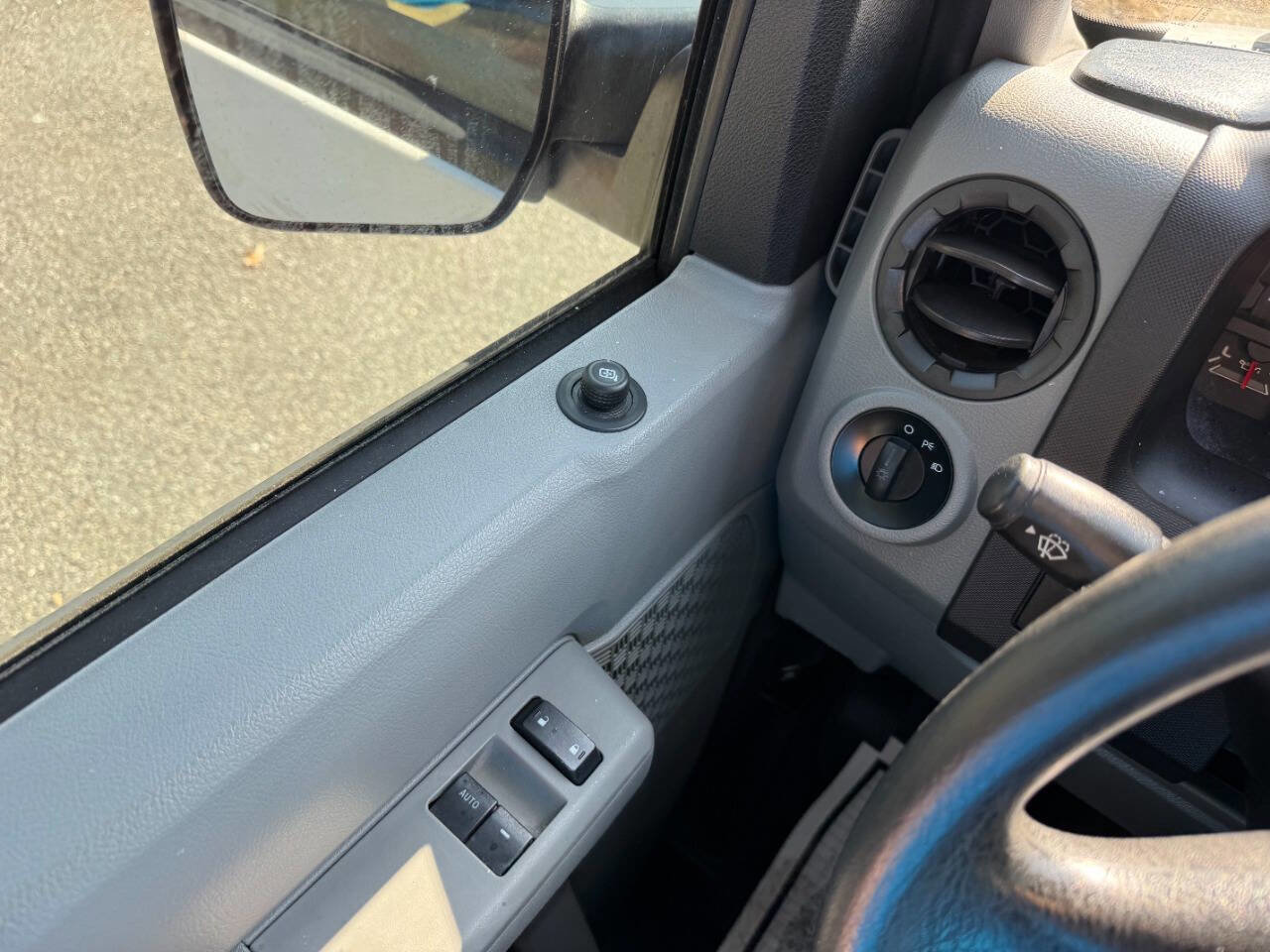 Used 2011 Ford E-150 and Econoline 150 E 150 3dr Cargo Van w/ PWR Group image 26