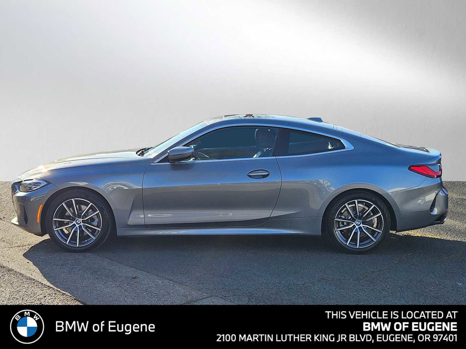 Used 2024 BMW 430i xDrive Coupe w/ Premium Package AWD/4WD image 12
