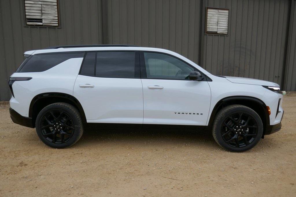 New 2026 Chevrolet Traverse RS image 3