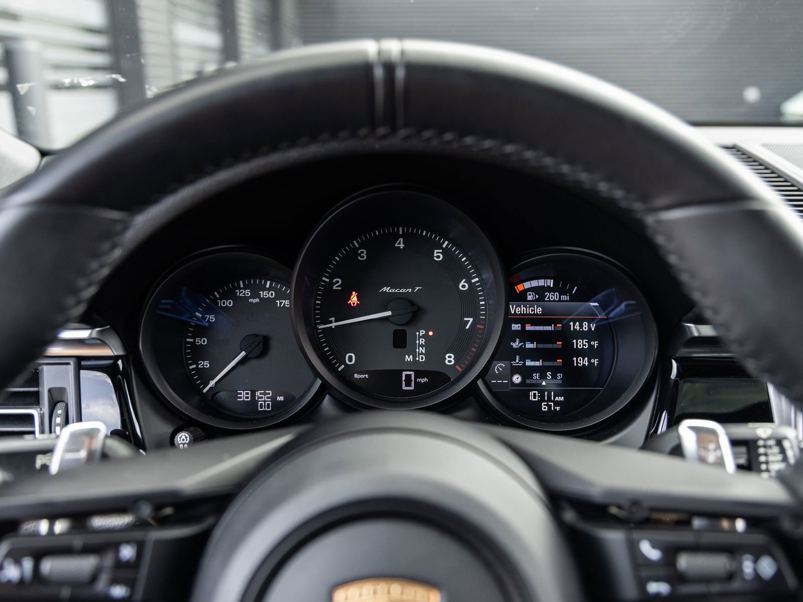 Certified 2023 Porsche Macan Turbo AWD/4WD image 27