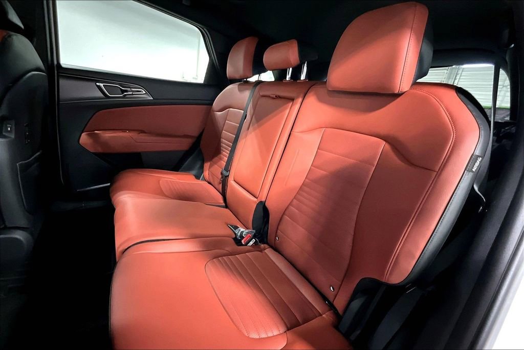 New 2026 Kia Sportage SX image 18