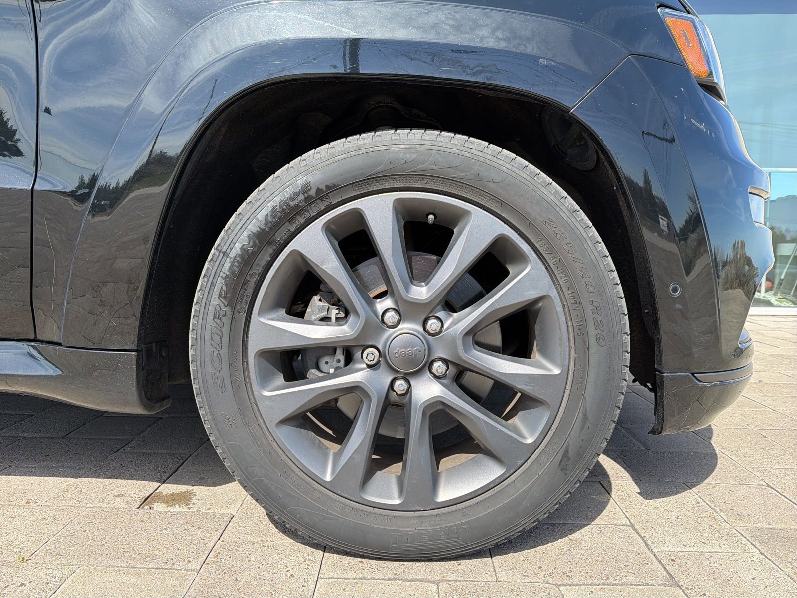 Used 2018 Jeep Grand Cherokee High Altitude AWD/4WD image 8