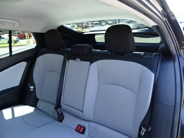 Used 2022 Toyota Prius LE FWD image 19