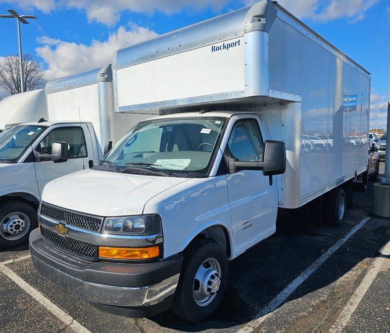 New 2024 Chevrolet Express 4500 w/ Power Convenience Package RWD image 5