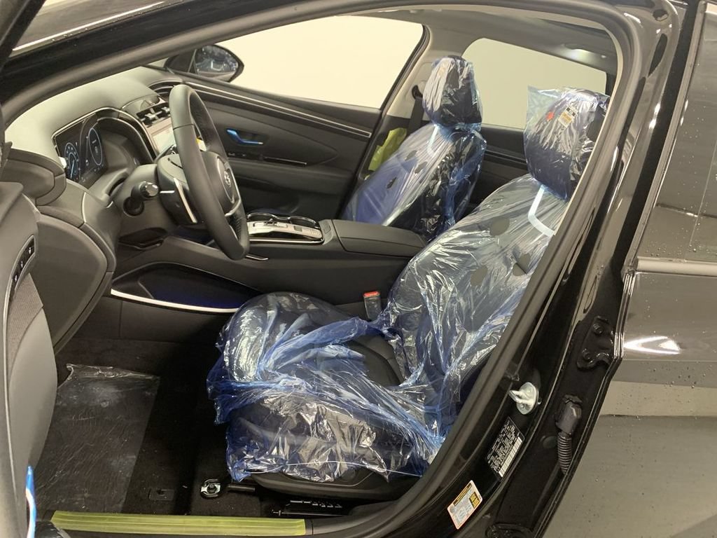 Used 2024 Hyundai Tucson Limited AWD/4WD image 9