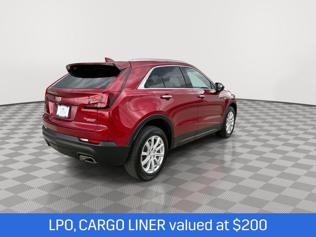 Certified 2023 Cadillac XT4 Luxury w/ Cold Weather Package image 10