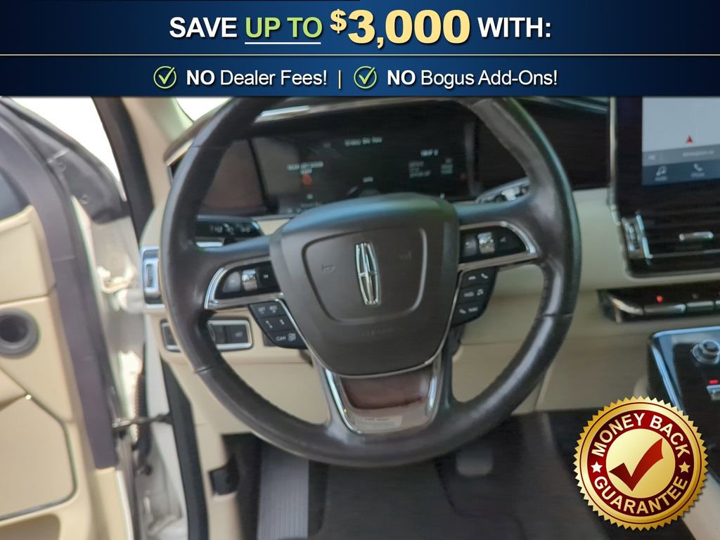 Used 2018 Lincoln Navigator Select w/ Technology Package RWD image 18