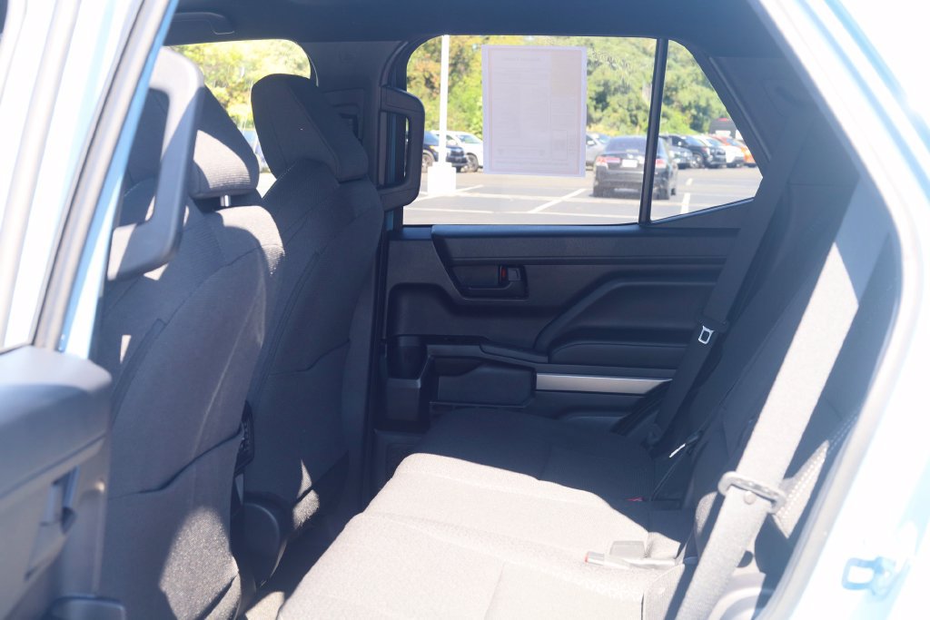 Certified 2026 Toyota 4Runner SR5 AWD/4WD image 19