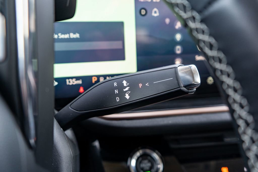 Used 2025 Buick Envision Sport Touring image 27