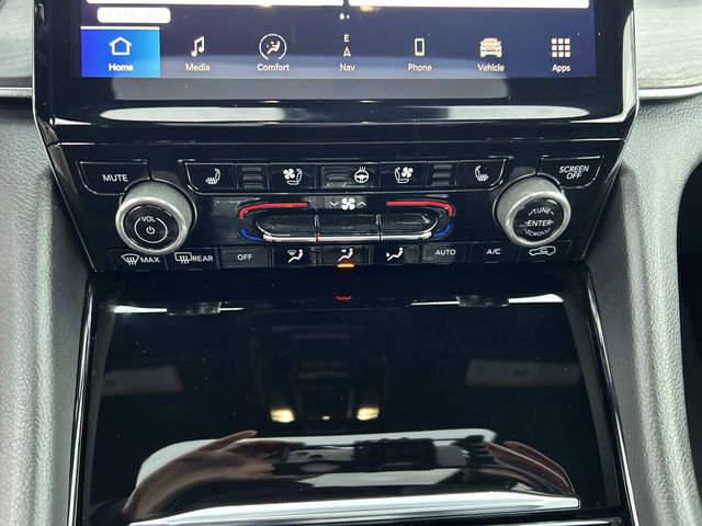 Used 2023 Jeep Grand Cherokee Overland w/ Luxury Tech Group IV image 21