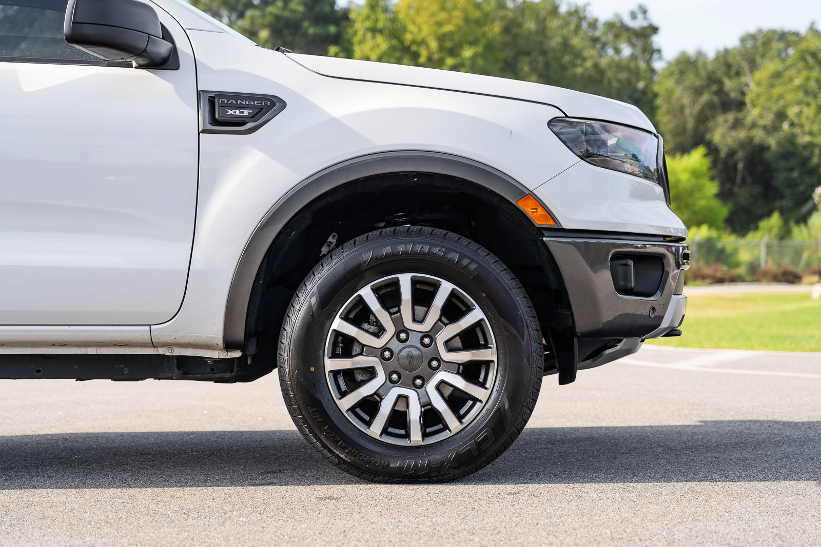 Used 2019 Ford Ranger XLT w/ Equipment Group 302A Luxury AWD/4WD image 9