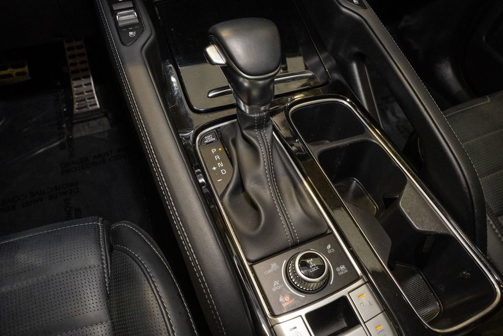 Certified 2021 Kia Telluride SX w/ SX Prestige Package image 19