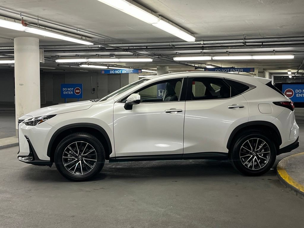 Used 2025 Lexus NX 250 FWD w/ Premium Package image 33