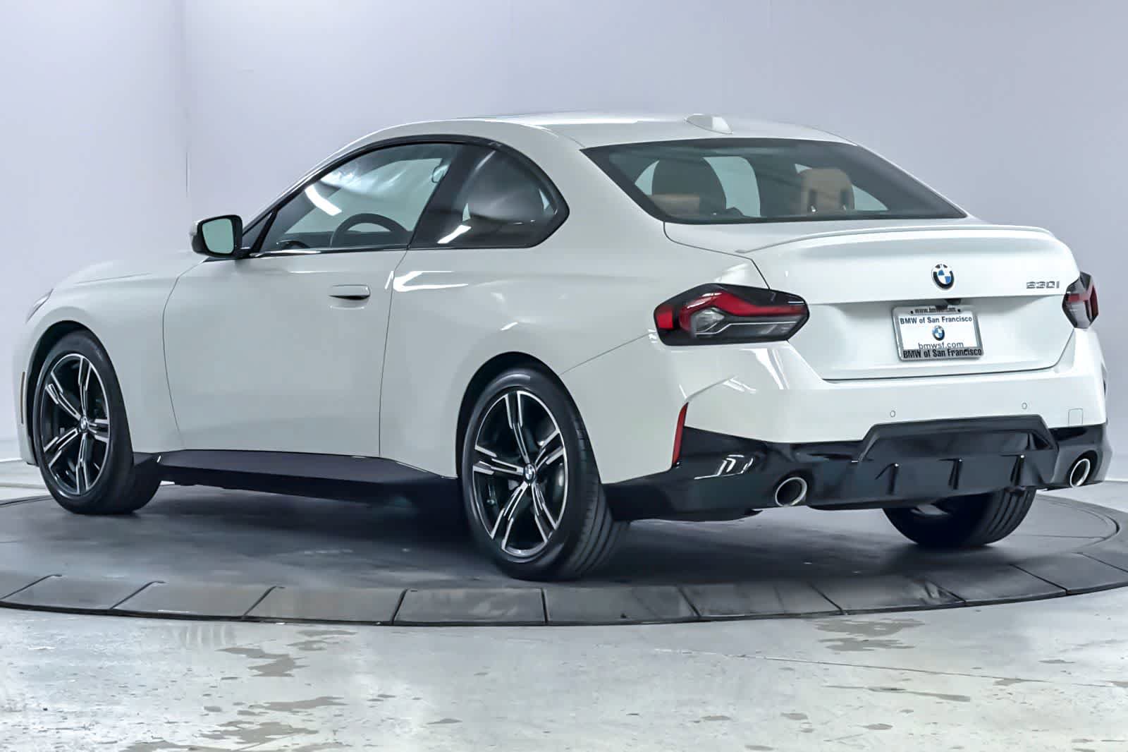 Used 2023 BMW 230i Coupe w/ M Sport Package RWD image 6