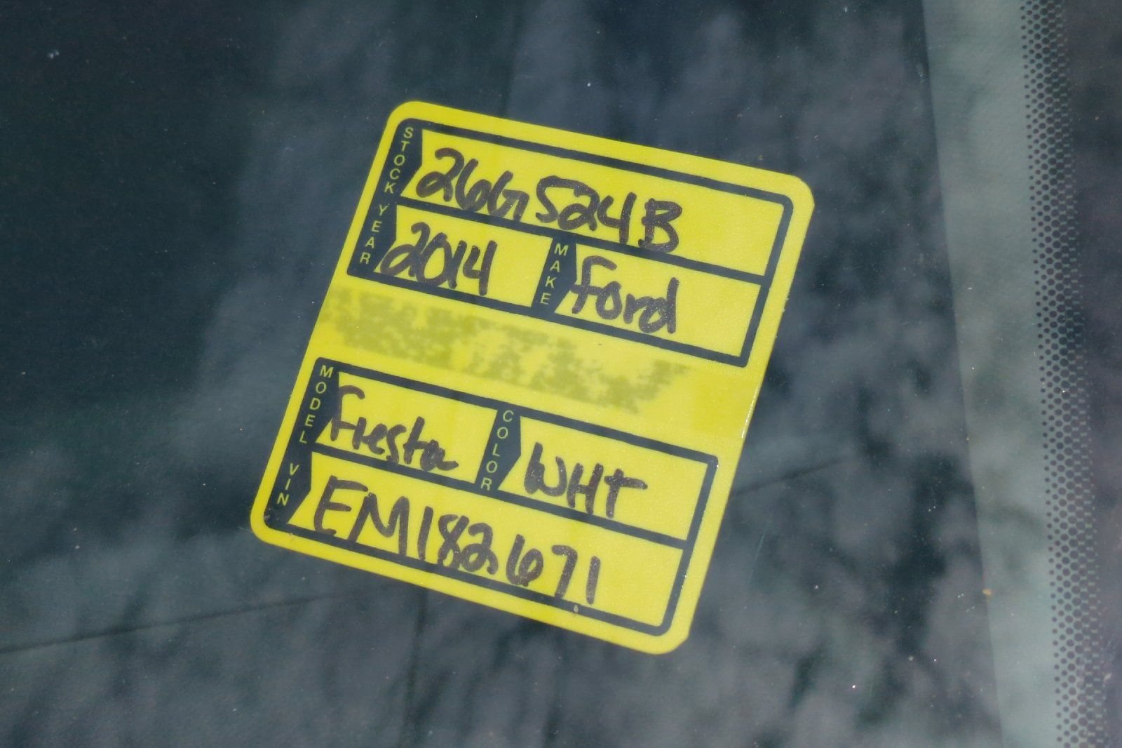 Used 2014 Ford Fiesta SE FWD image 4