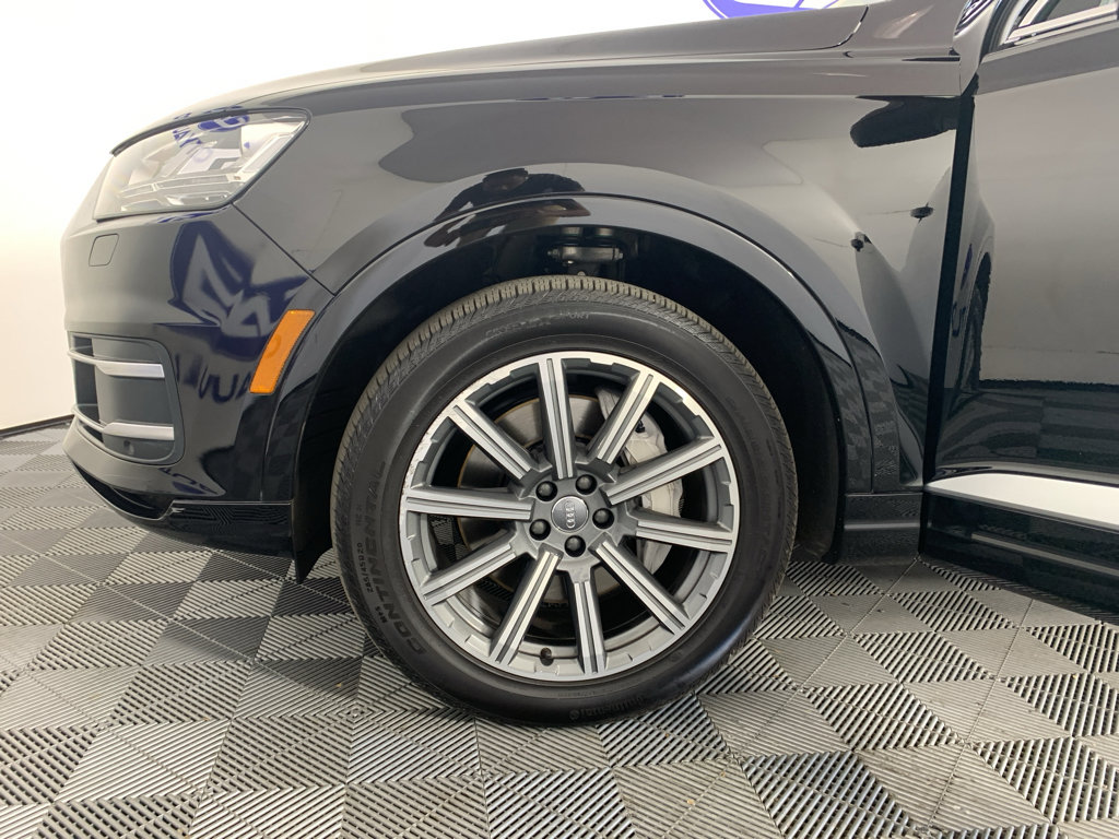 Used 2019 Audi Q7 3.0T Premium image 12