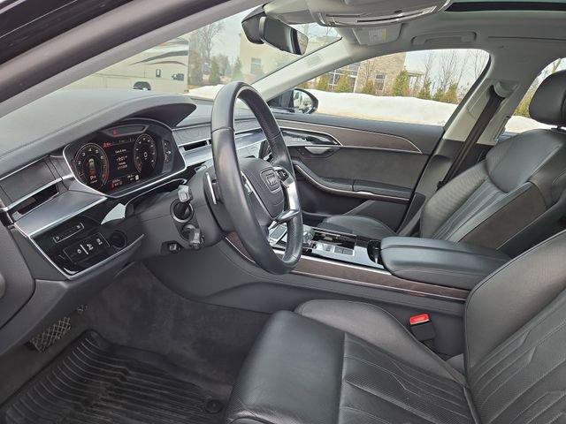 Used 2021 Audi A8 L 4.0T w/ Executive Plus Package image 25