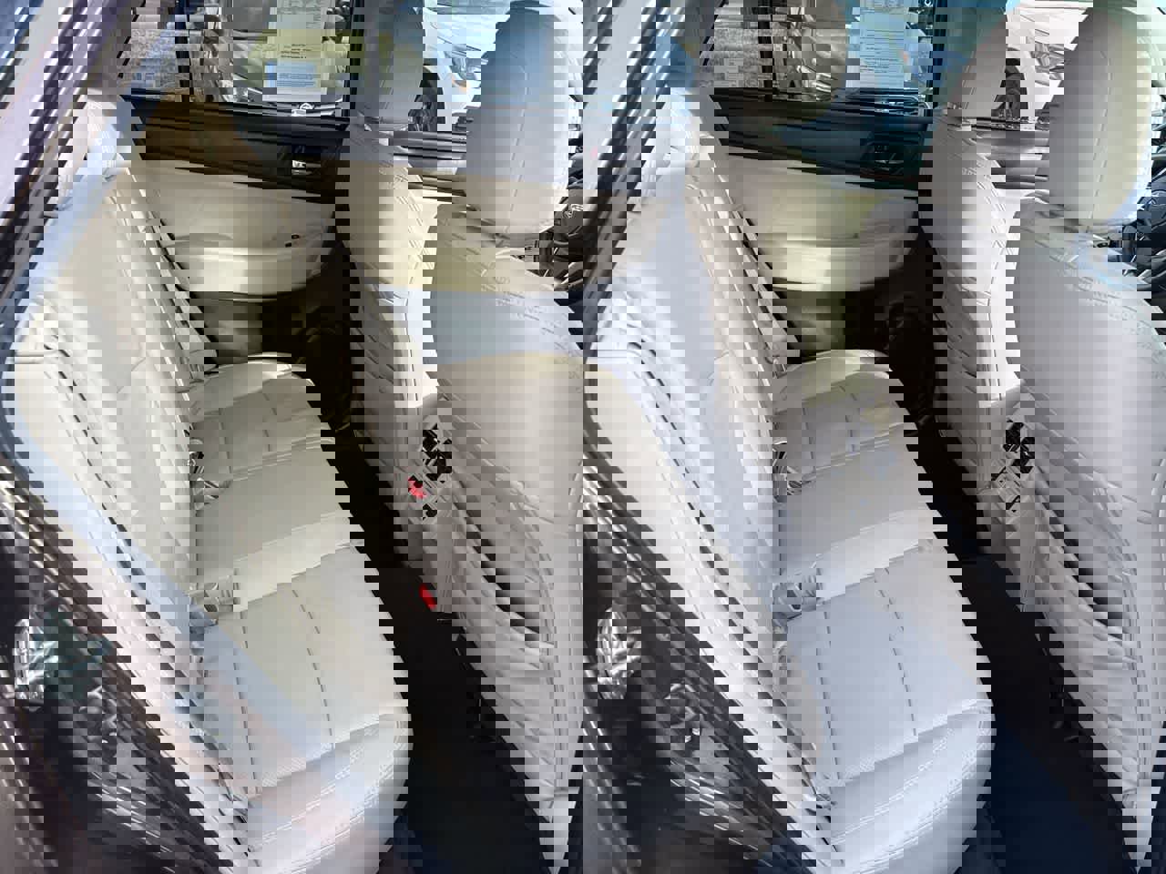 Used 2019 Subaru Outback 2.5i Limited w/ Popular Package #2 image 19