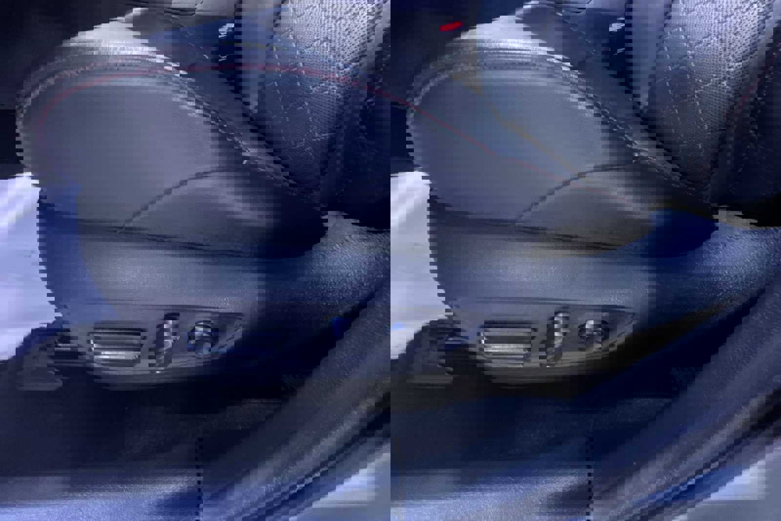 Used 2020 Toyota RAV4 TRD Off-Road image 13