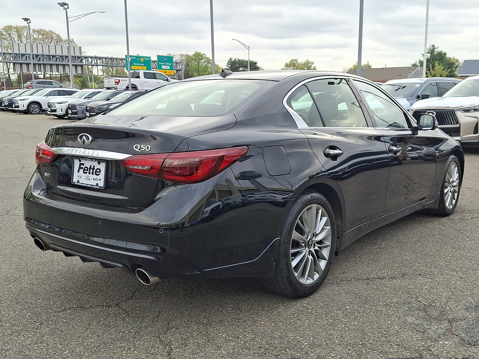 Certified 2023 INFINITI Q50 Luxe w/ Cargo Package AWD/4WD image 4