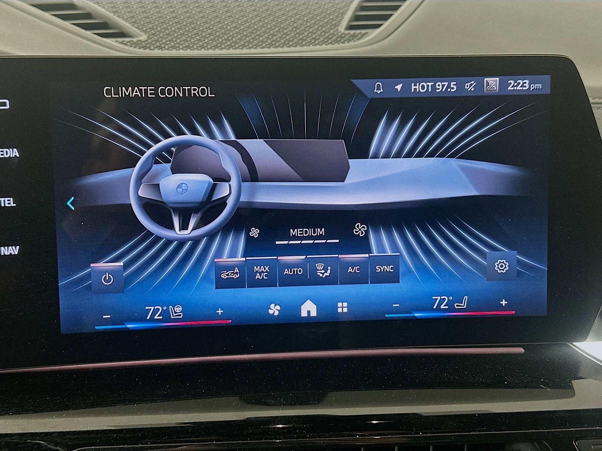 Used 2025 BMW X2 xDrive28i image 24