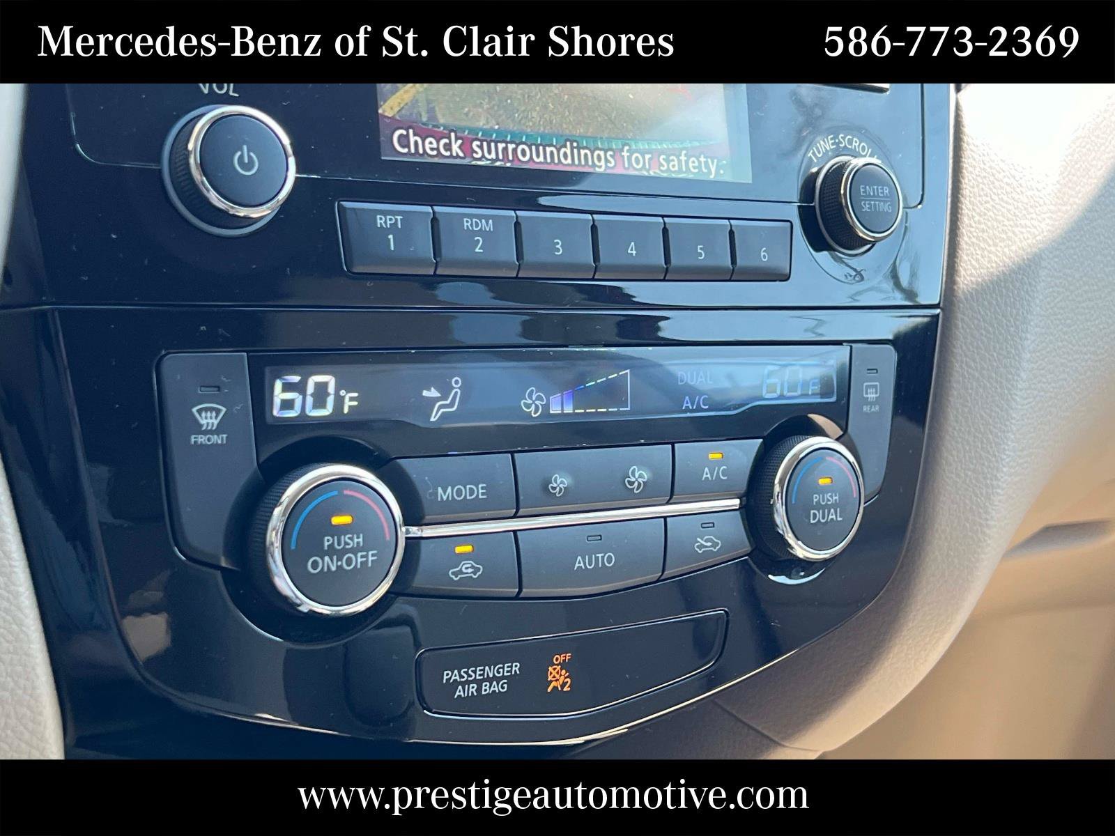 Used 2015 Nissan Rogue SV FWD image 25