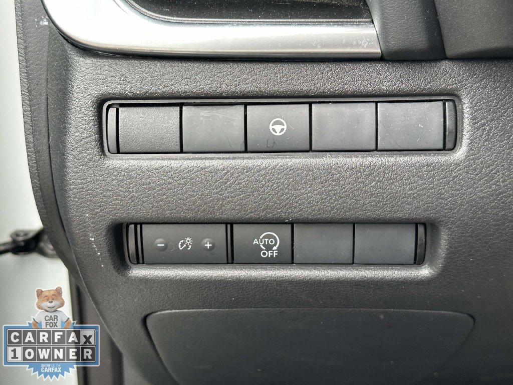 Used 2023 Nissan Rogue SV AWD/4WD image 19