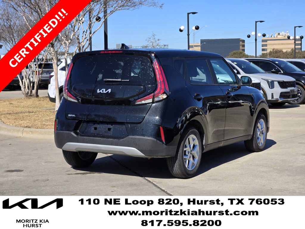 Certified 2025 Kia Soul S image 4