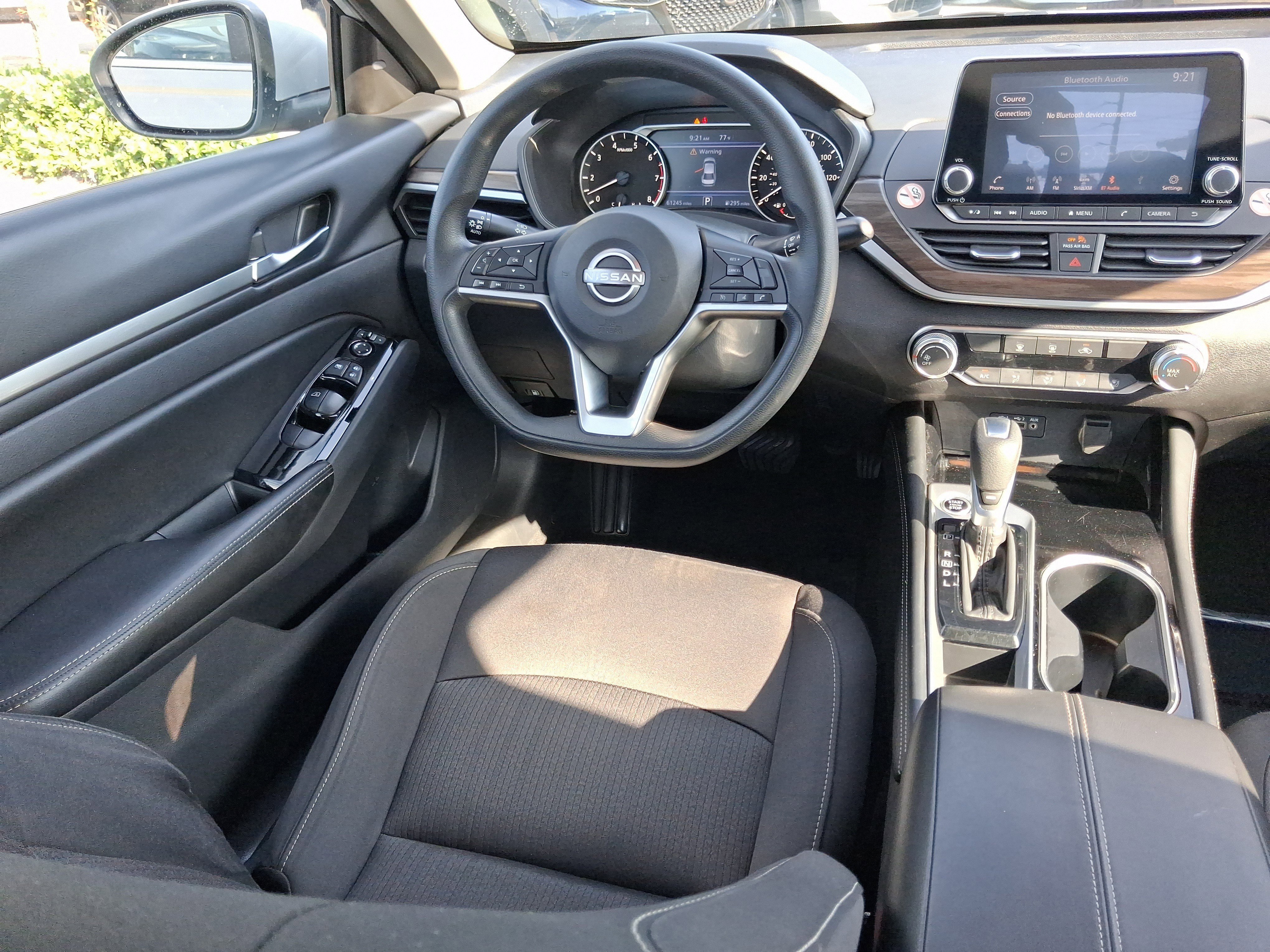 Used 2023 Nissan Altima 2.5 SV FWD image 8