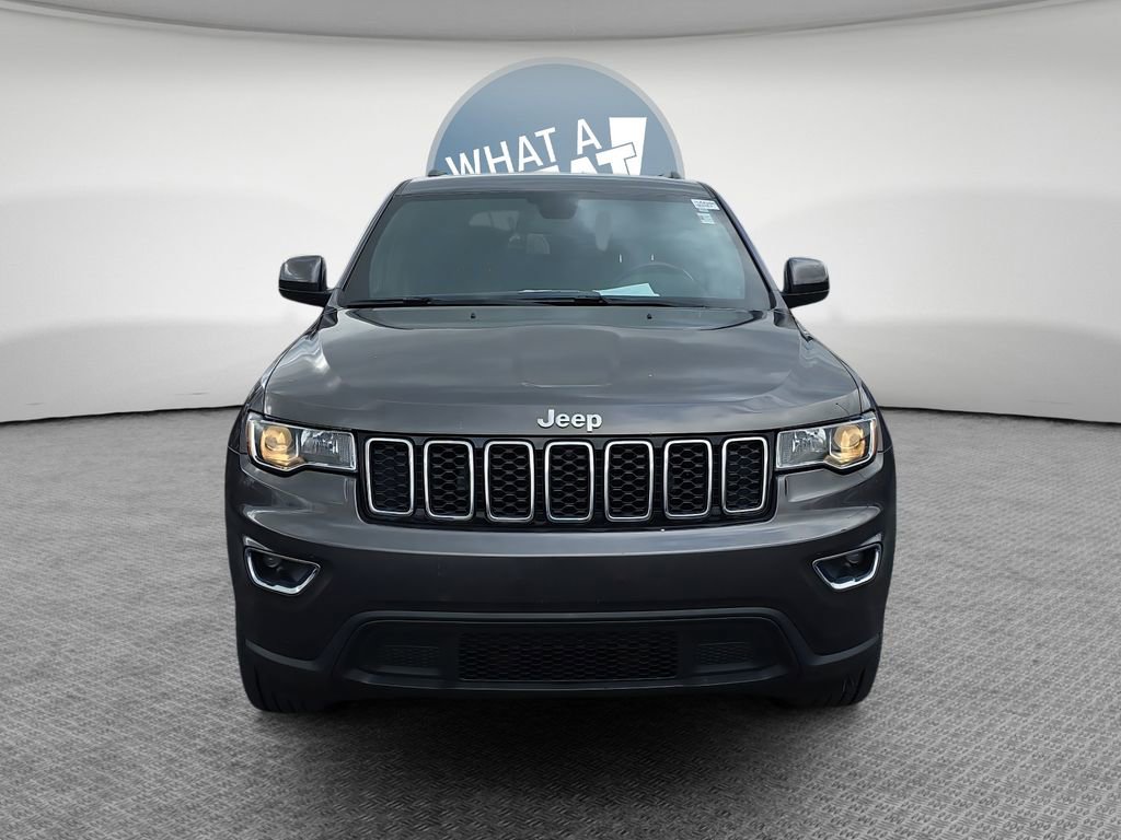 Used 2020 Jeep Grand Cherokee Laredo AWD/4WD image 9