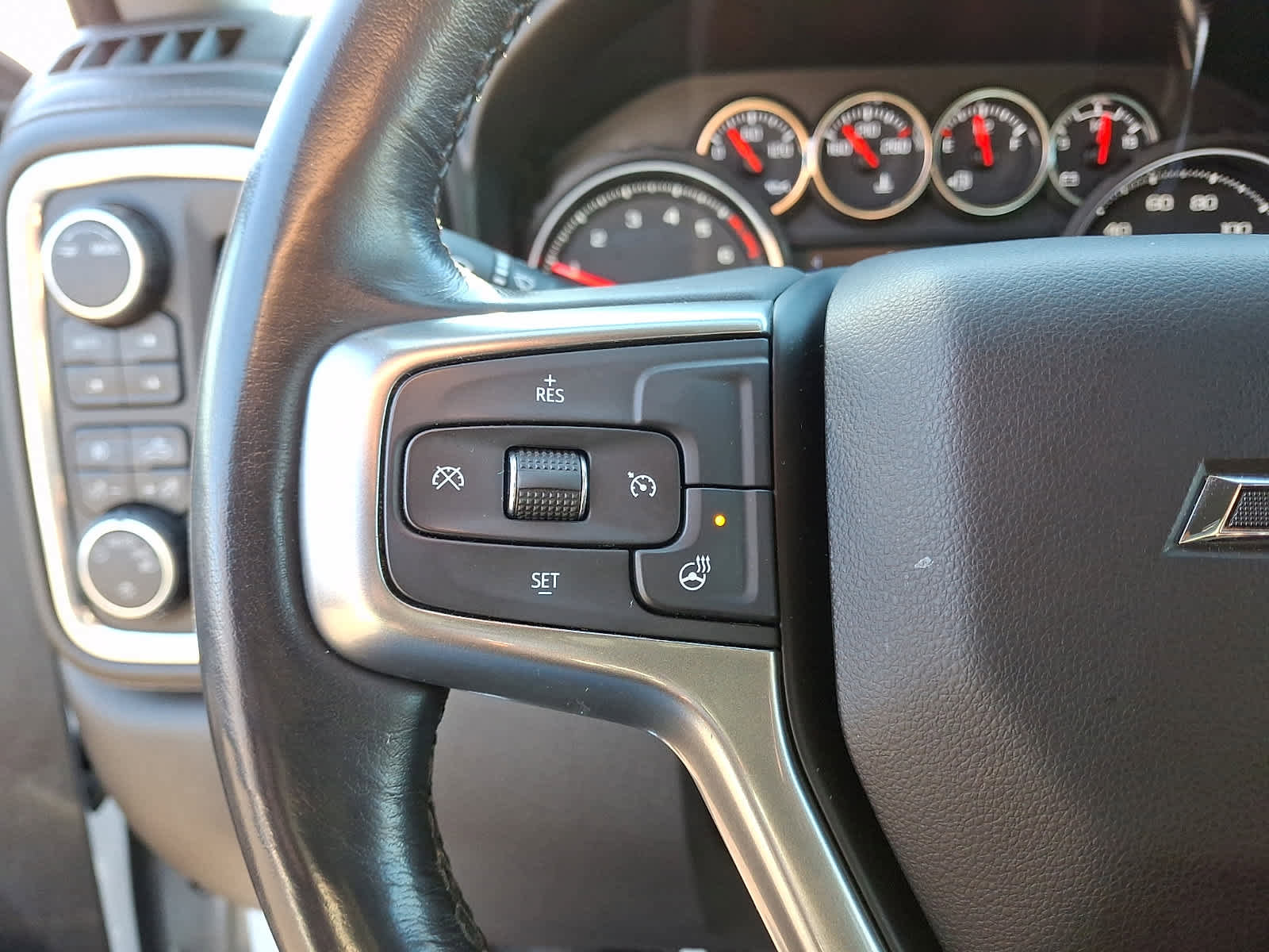 Used 2020 Chevrolet Silverado 1500 RST w/ All-Star Edition image 20