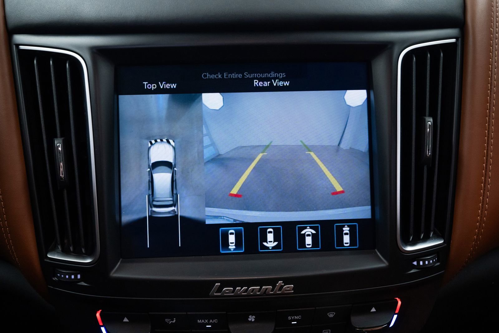 Used 2018 Maserati Levante S GranLusso image 13