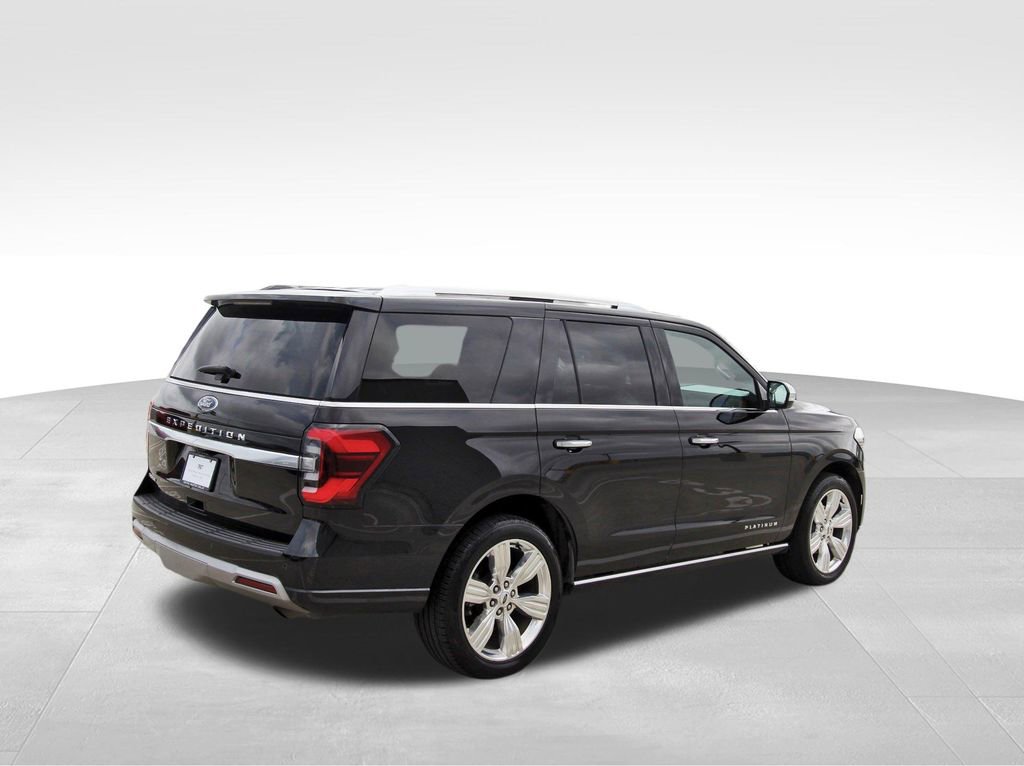 Used 2022 Ford Expedition Platinum image 4
