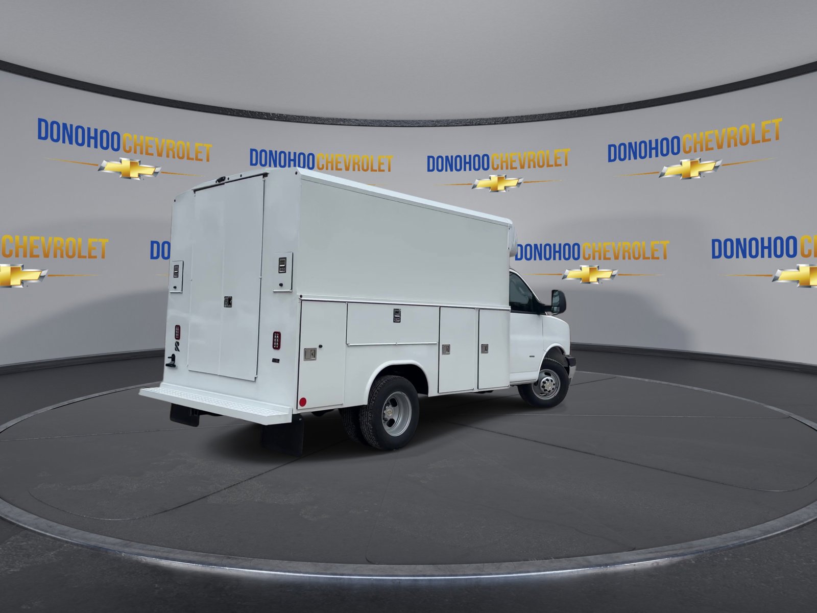 New 2025 Chevrolet Express 3500 w/ Power Convenience Package image 8