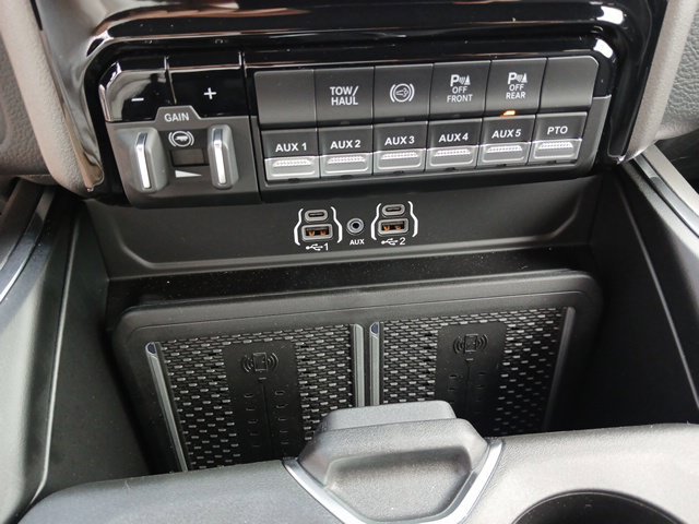 New 2027 RAM 3500 Big Horn w/ Laramie Trim Package AWD/4WD image 41